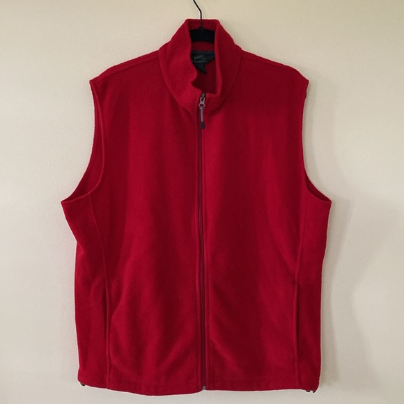 Two Men’s Woolrich Fleece Vests - Picture 6 of 11